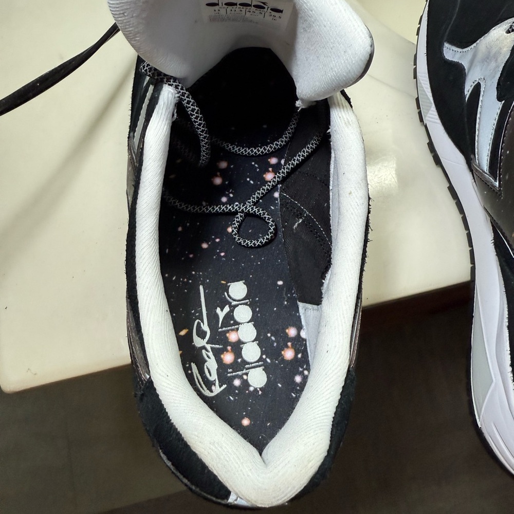 Diadora N9002 Raekwon Galaxy ๐ Black and White Men's Sneakers ๐ค๐ค๐ฌ ๐๐ค - Picture 4 of 17